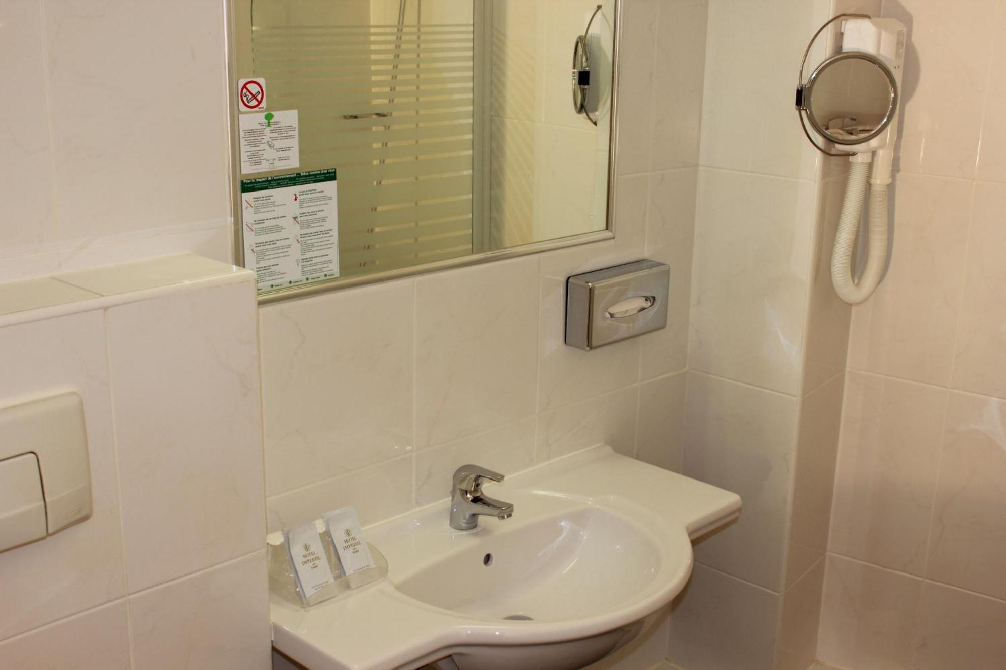 Hotel Imperial Paris Bilik gambar