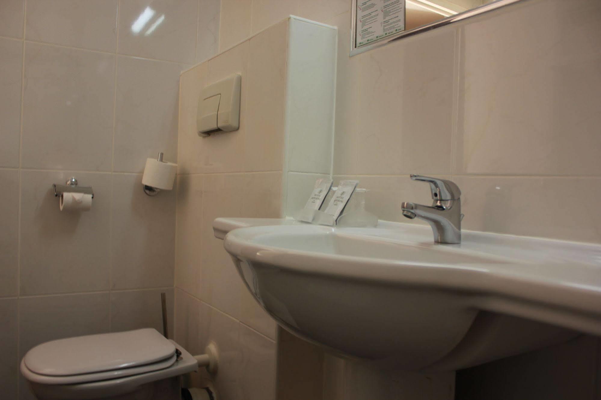 Hotel Imperial Paris Luaran gambar